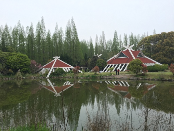 河边的木屋