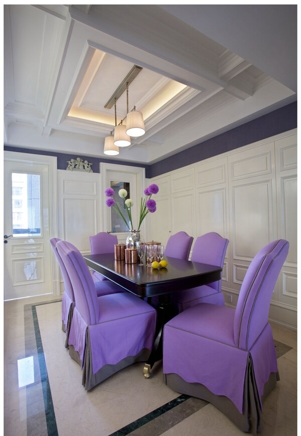 简约风室内设计餐厅紫色调效果图