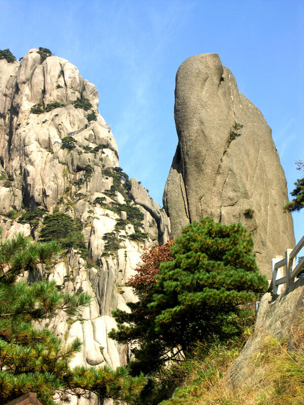 陡峭的黄山