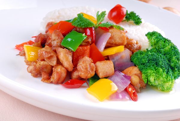 泰式香芋炒仔鸡饭