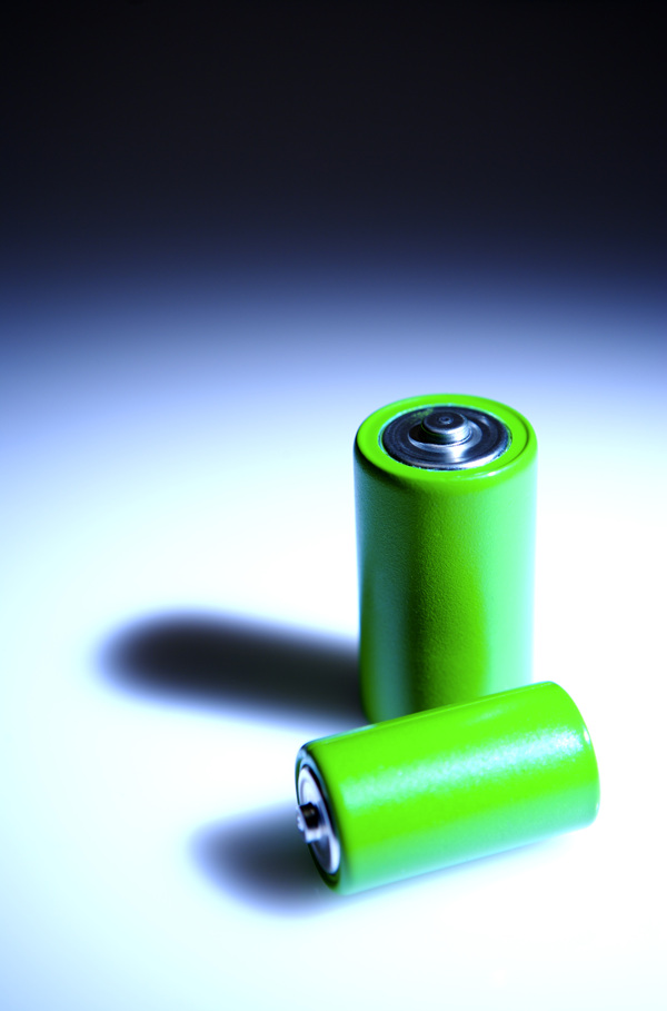 绿色环保电池特写图片