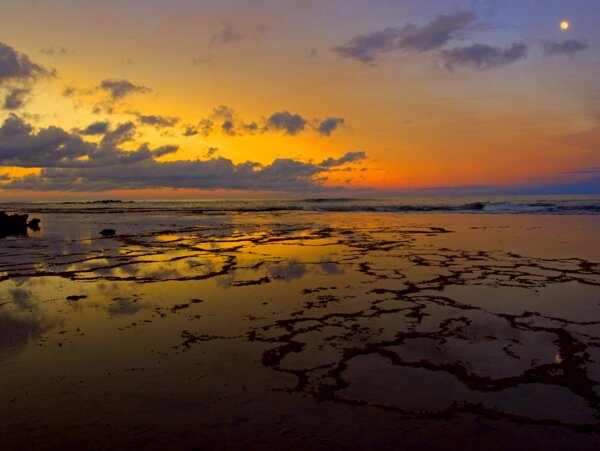 落日海滩图片