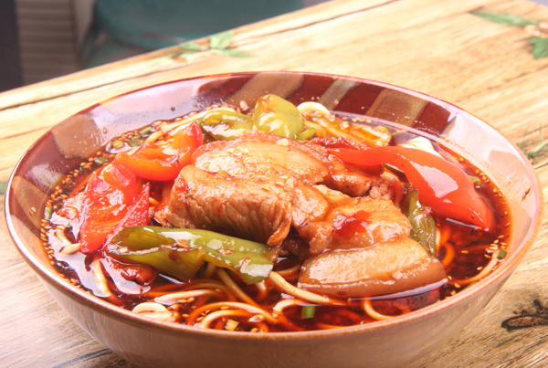 家常菜回锅肉面美食